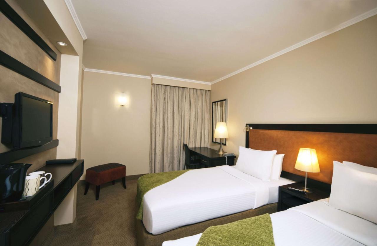 The Ridgepoint Hotel eMalahleni Exterior photo