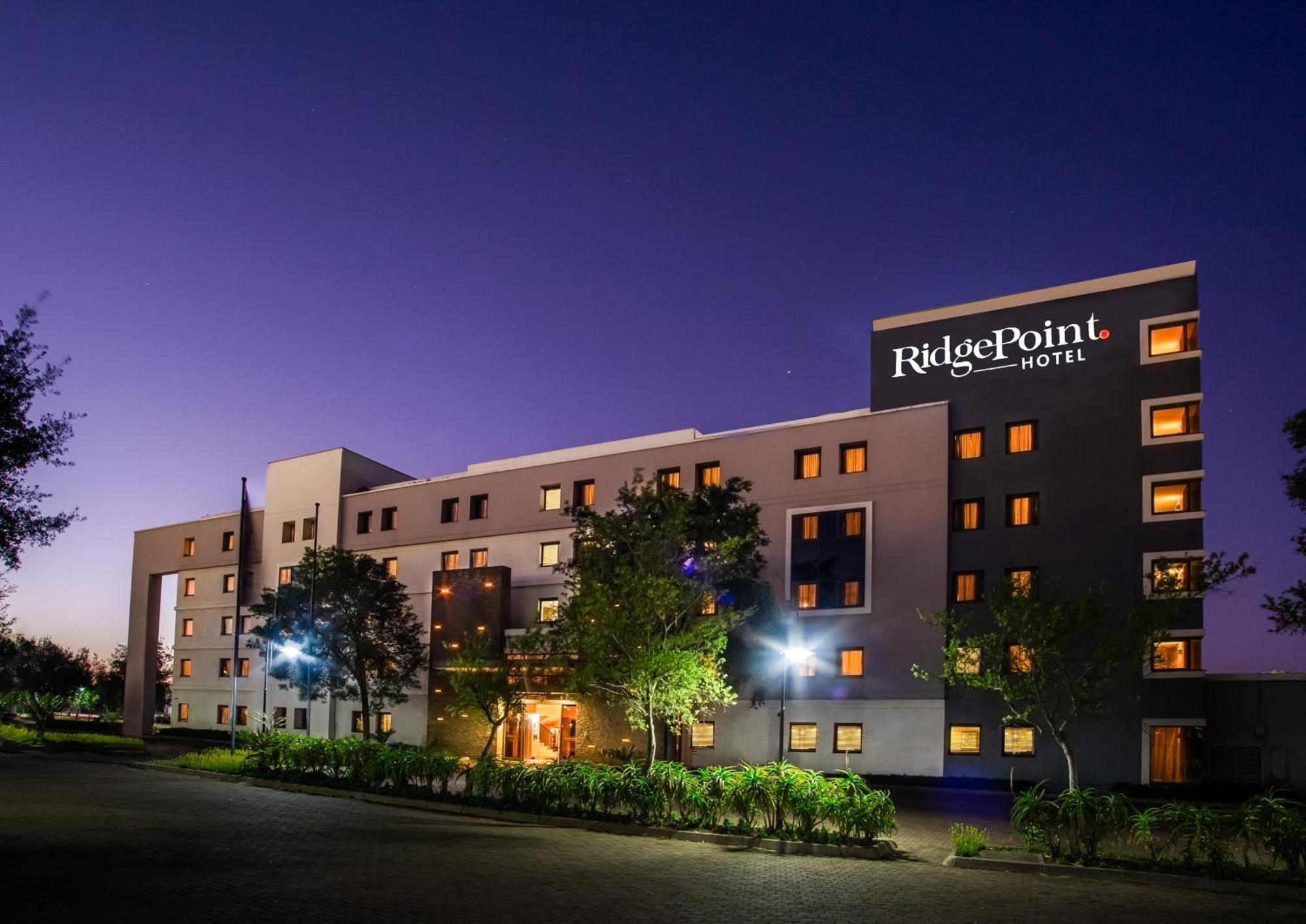 The Ridgepoint Hotel eMalahleni Exterior photo